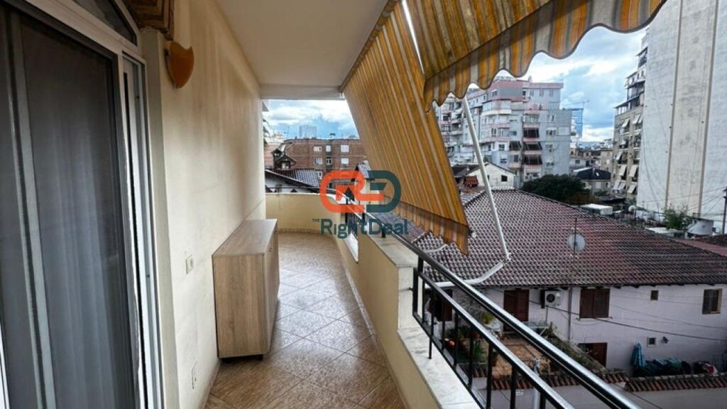 For Rent Apartment 1+1 Near "Siri Kodra" Street Inside the Ring Road!!!