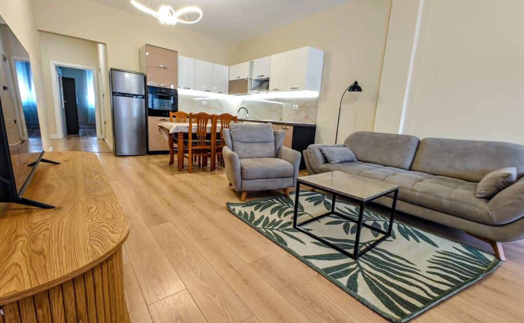 In affitto 2+1 Via Besa vicino al nuovo Boulevard