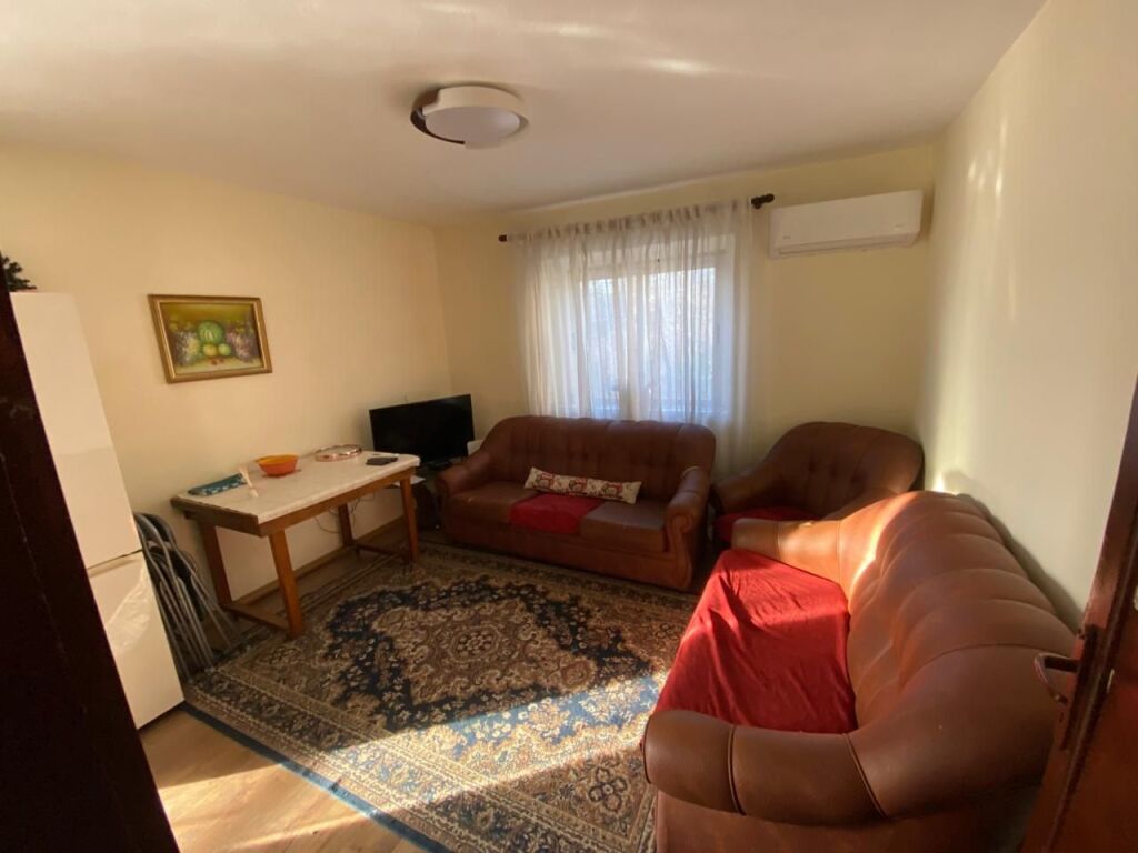 Qera, Apartament, 2+1 , Rruga e Elbasanit , Tirane . Empire66653