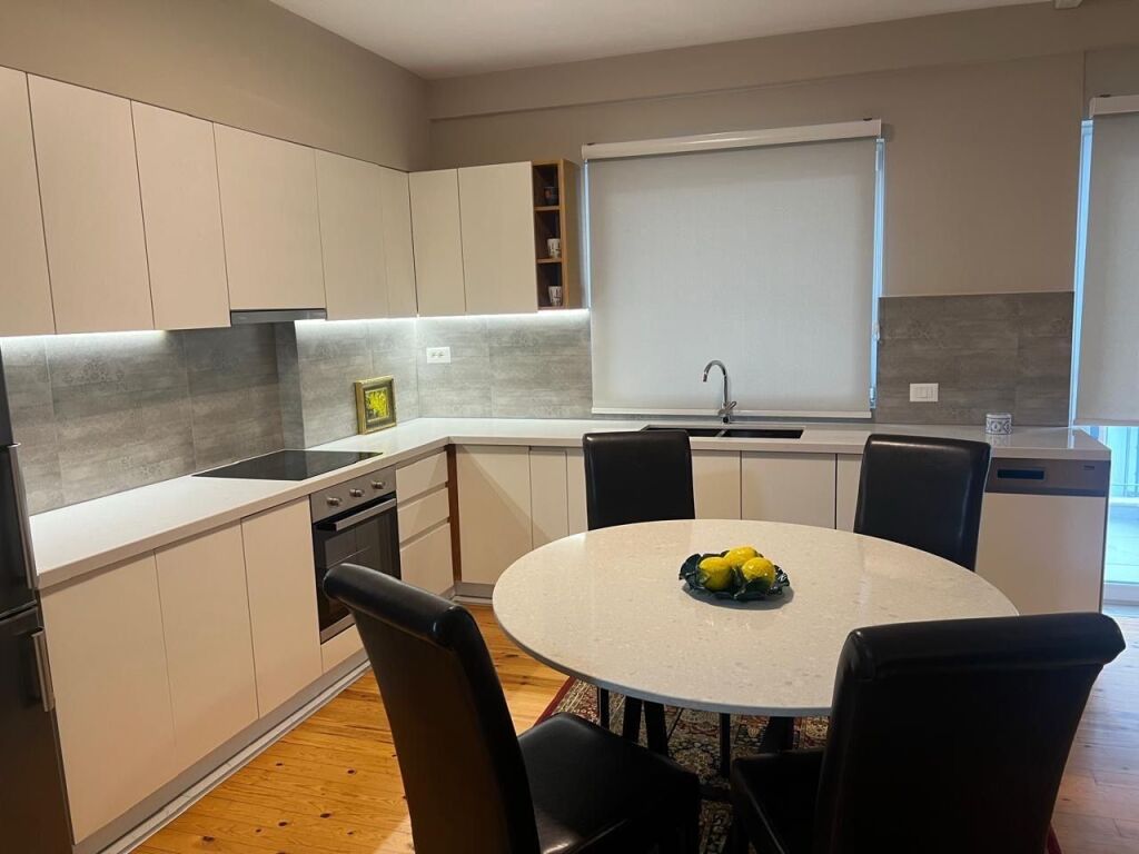 Penthouse per qera te Kopshti Zologjik