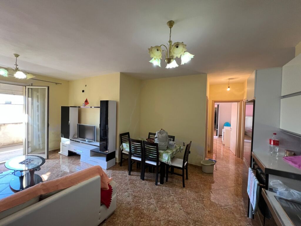 SHITET SUPER APARTAMENT 2+1 134 m2 VILA E ZOGUT 155,000 EURO