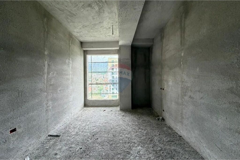 Apartament ne shitje 1+1 Porcelan,prane TV Klan!