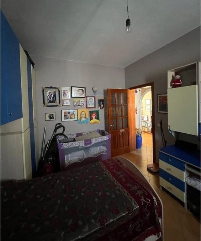 Shitet, Apartament 2+1, Zogu i Zi, Tirane
