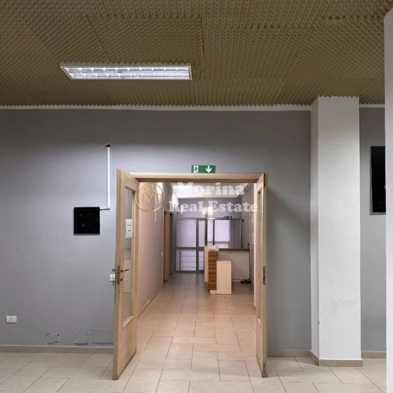 Qera | Ambjent Biznesi | Qyteti Studenti | 3000 €/muaj