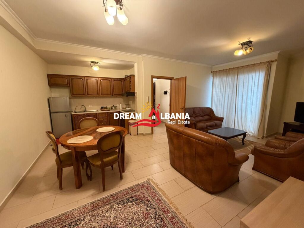 Appartamento 2+1 in affitto vicino a Pazari i Ri presso BKT (ID 42215514)