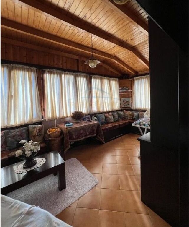 Shitet, Apartament 2+1, Zogu i Zi, Tirane