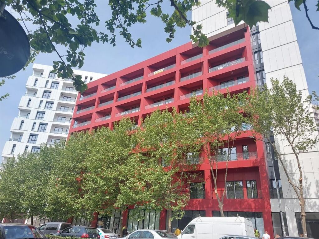 COMMERCIAL ENVIRONMENT FOR SALE, ARLIS PHARMACY COMPLEX 10