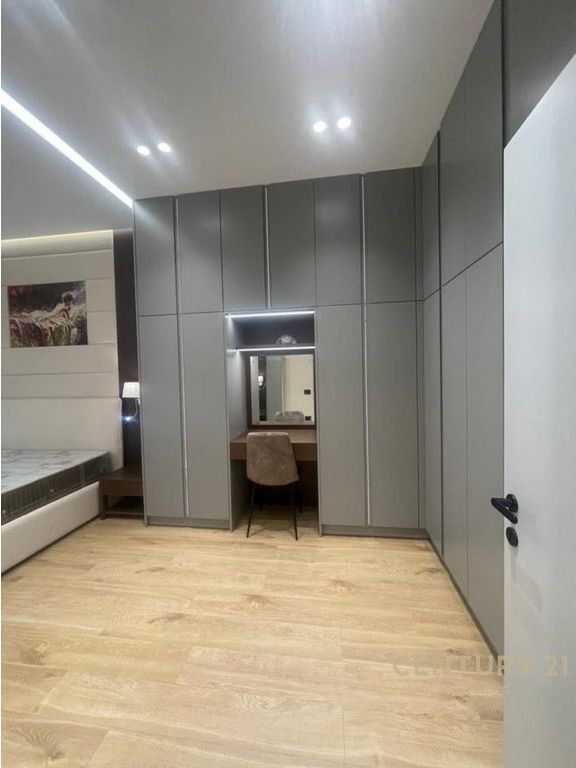 1+1 apartment for rent at Square 21