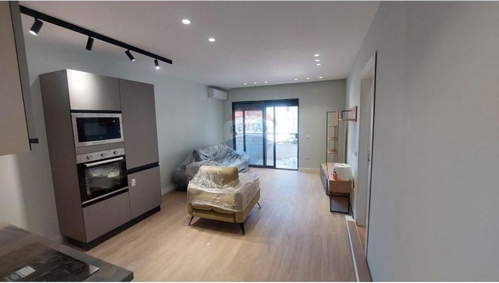 APARTAMENT I INVESTUAR1+1 PER QIRA-KOMUNA PARISIT