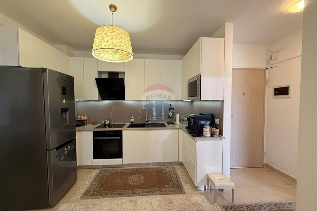 Apartament - Për Shitje - Qyteti Studenti, Tiranë
