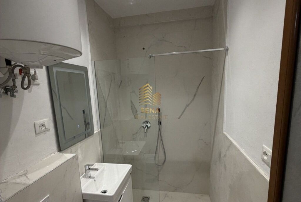 Affitto, Appartamento 2+1+blk, Astir-Vila L, 45.000 Leke/mese