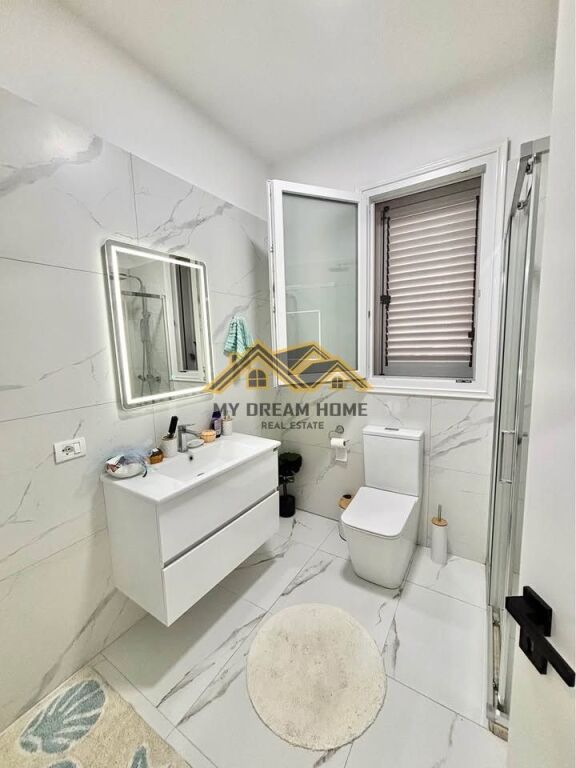 VILLA FOR SALE IN GOLEM