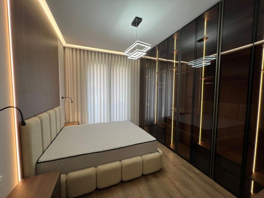 ME QIRA APARTAMENT 1+1 NE DELIJORGJ