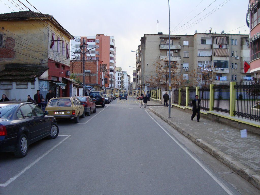 WE SELL 2+1 APARTMENT + PARKING SPACE NEAR THE RED SCHOOL!