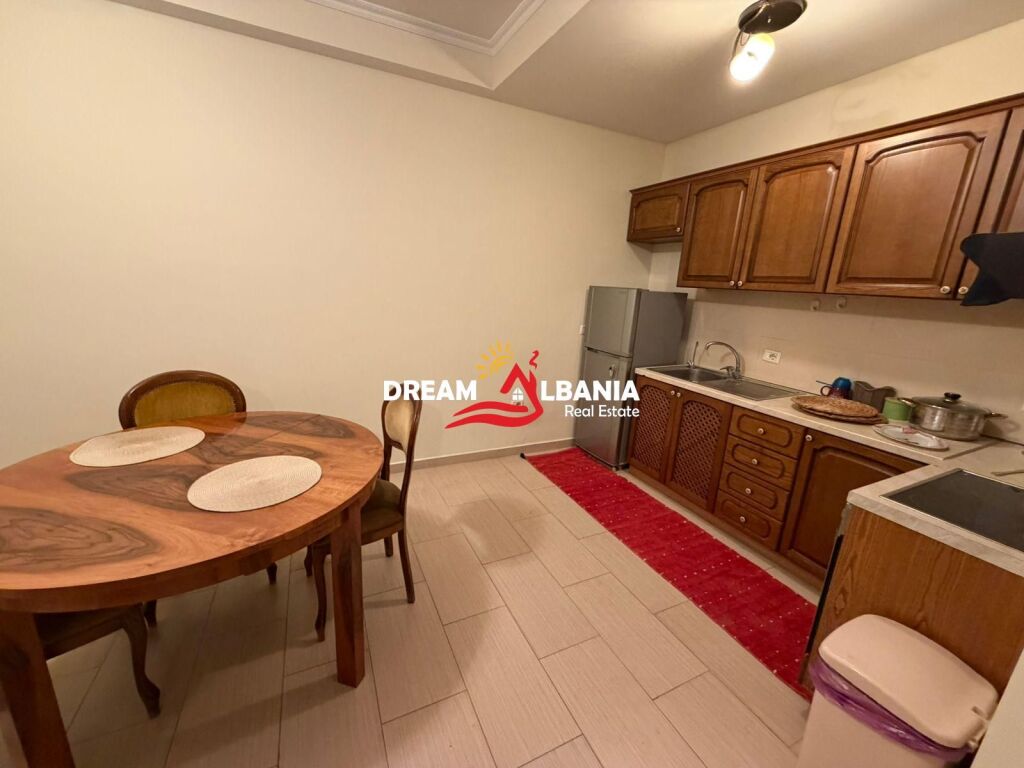 Appartamento 2+1 in affitto vicino a Pazari i Ri presso BKT (ID 42215514)