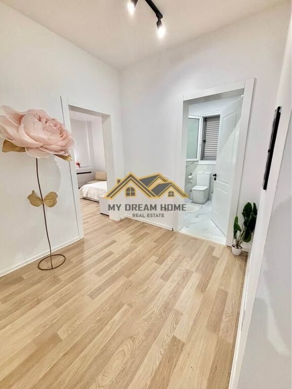 VILLA FOR SALE IN GOLEM