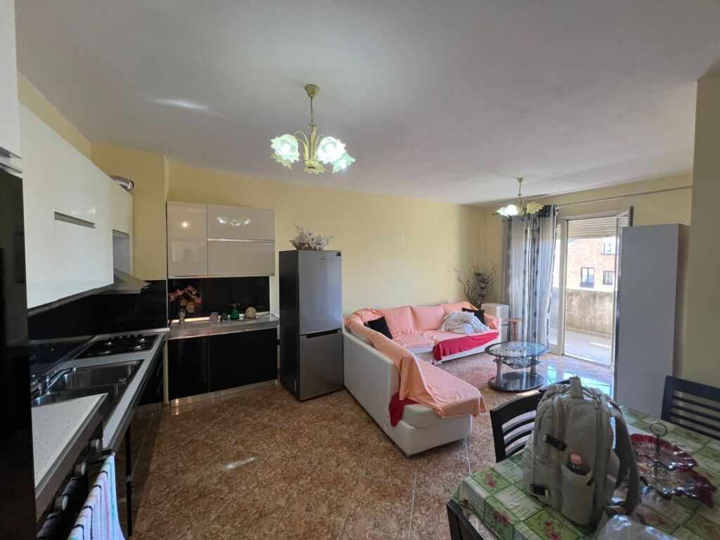 SHITET SUPER APARTAMENT 2+1 134 m2 VILA E ZOGUT 155,000 EURO