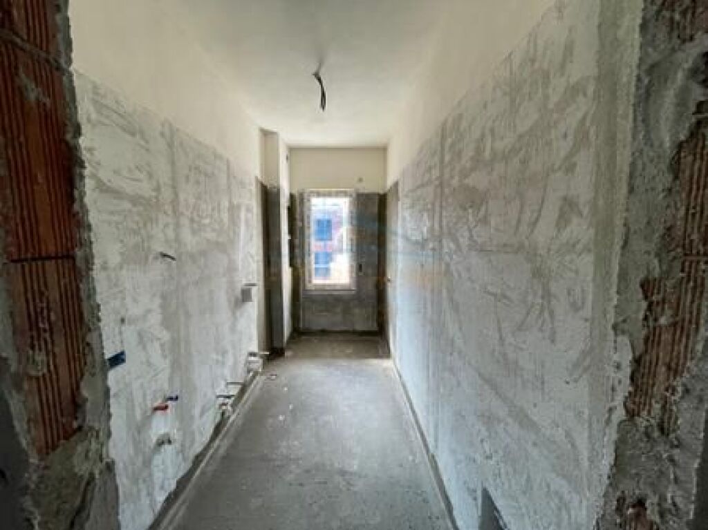 Shitet,Apartament 2+1+2, Paskuqan, Tirane.Empire66640