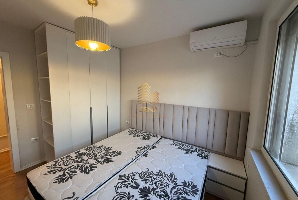 Qira, Apartament 1+1, Medreseja – Tregu 5 Maji, 43,000 Lek