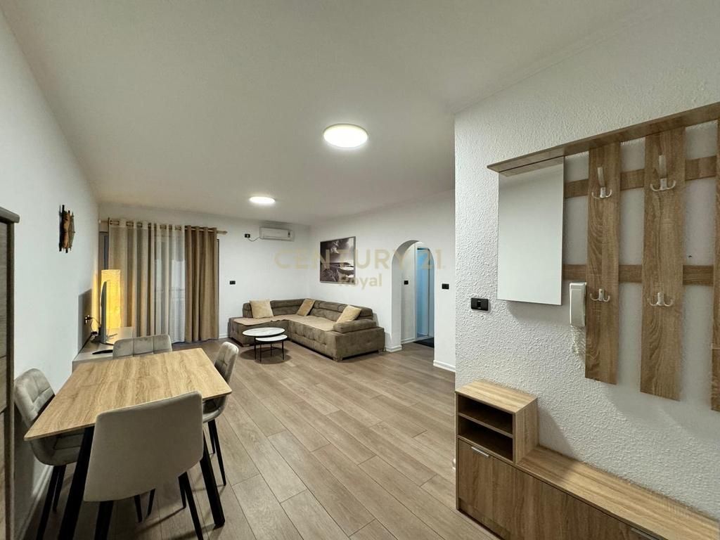 Jepet me qira apartament 2+1+2 plus post parkimi