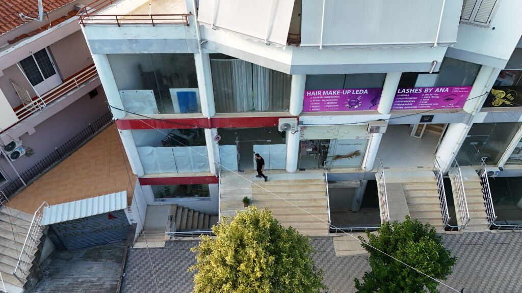 Spazio commerciale in vendita a Elbasan.
