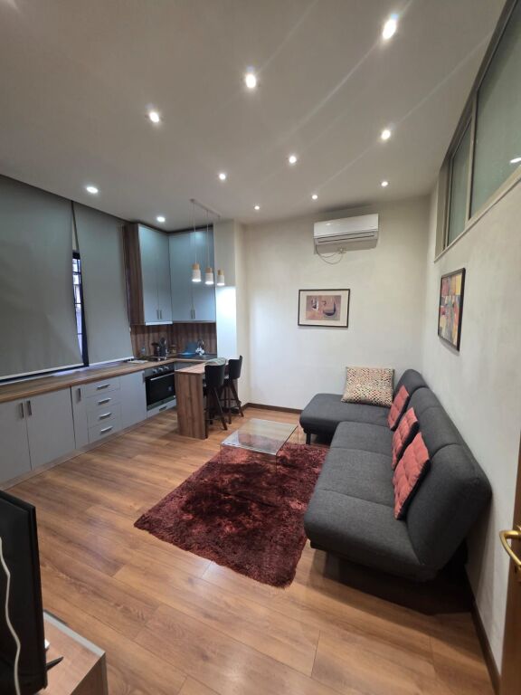 🏡 FOR RENT 1+1 APARTMENT – CENTER (OPPOSITE TIRANA PARKING) .