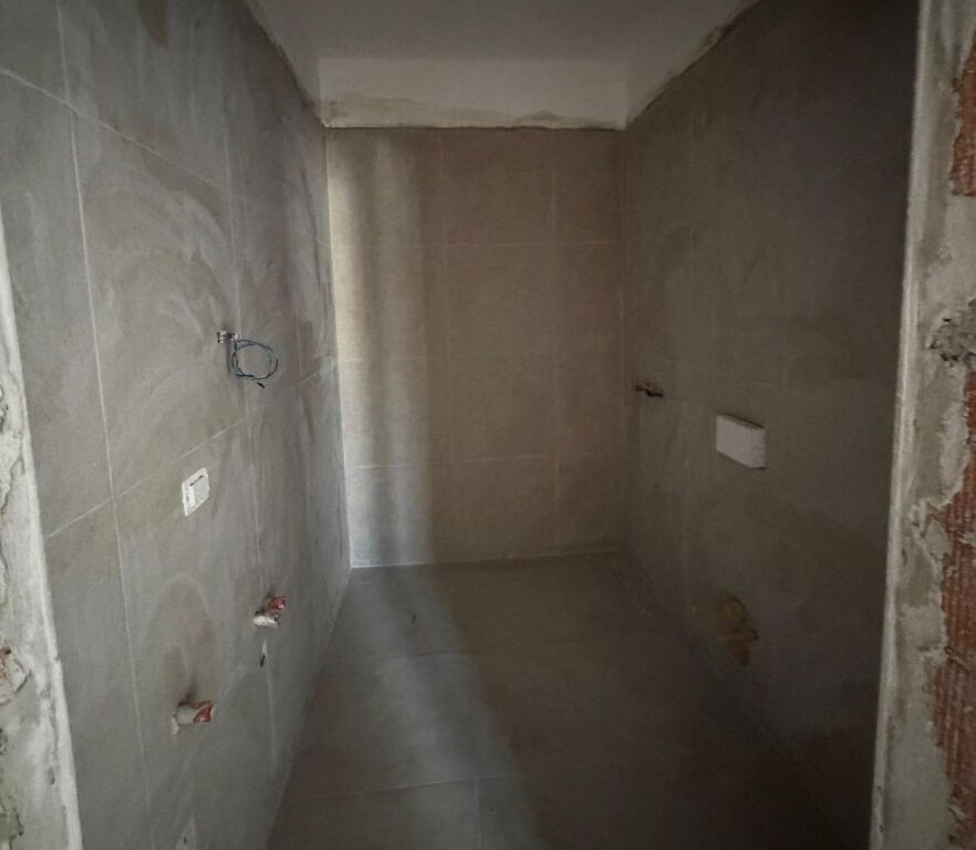 🏢 Shitet Apartament 1+1 – Corner Residence