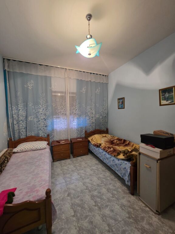 🏡 SHITET APARTAMENT 2+1 – RRUGA KONGRESI I MANASTIRIT