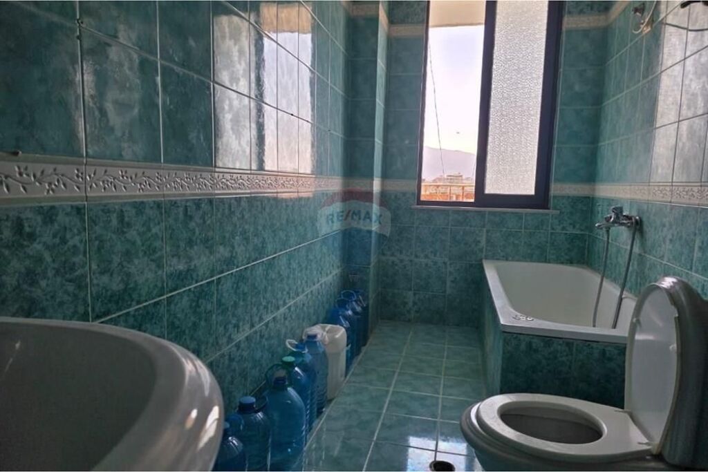 🏡 Apartament 2+1+2 – Për Shitje | Lagjja Kushtrim, Vlorë 📍 Rruga e Re