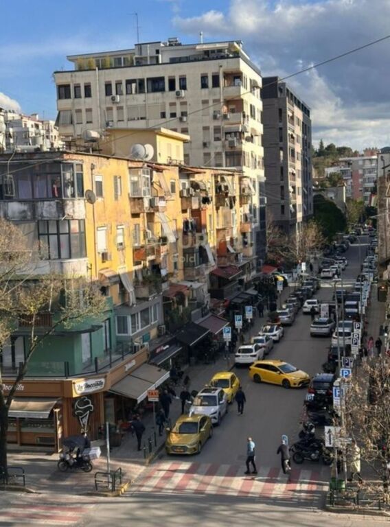 JEPET ME QERA APARTAMENT 2+1