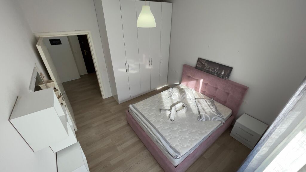 QIRA , APARTAMENT MODERN 2+1 , KODRA E DIELLIT