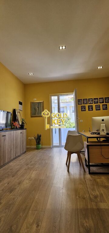 🏢 JEPET ZYRË ME QIRA SIPER ZYRES GOLD KEY QENDER DURRES