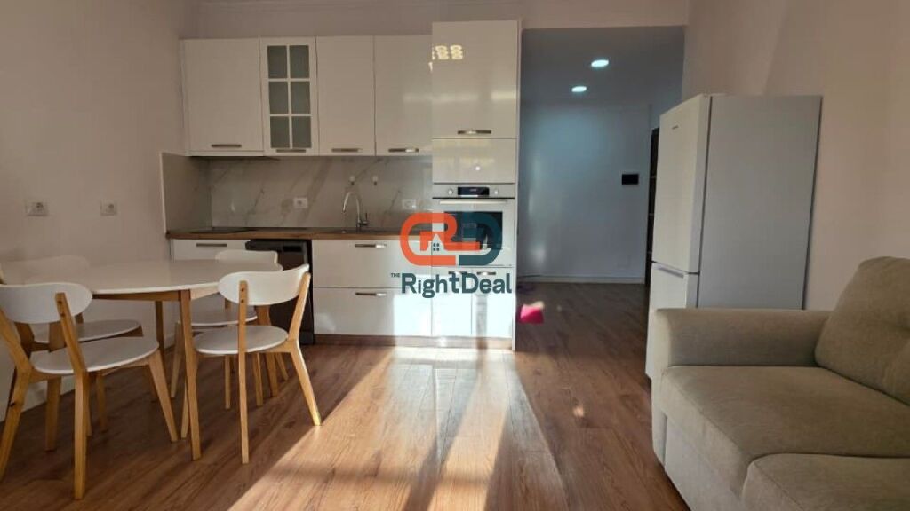 For Rent Apartment 1+1 Near "Siri Kodra" Street Inside the Ring Road!!!