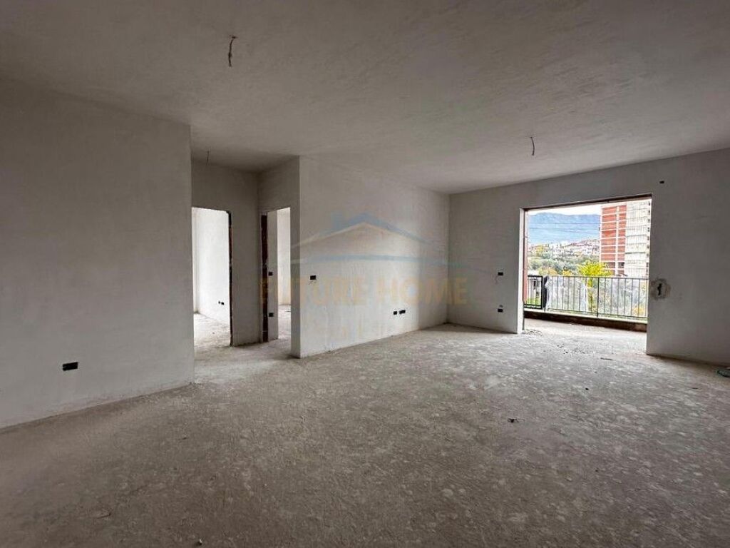 In vendita, Appartamento 3+1+2, Paskuqan