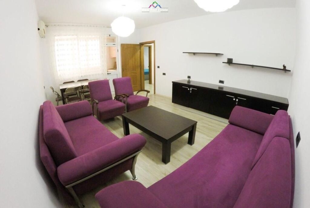 Appartamento In Affitto 1+1 A Myslym Shyr (ID B2101602) Tirana