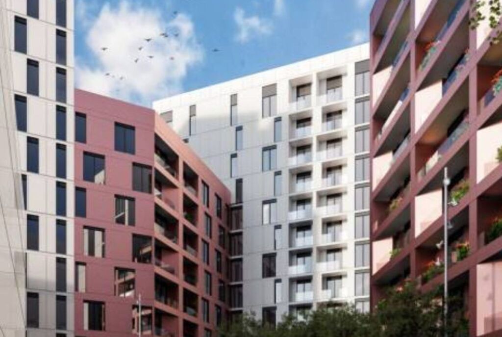 COMMERCIAL ENVIRONMENT FOR SALE, ARLIS PHARMACY COMPLEX 10