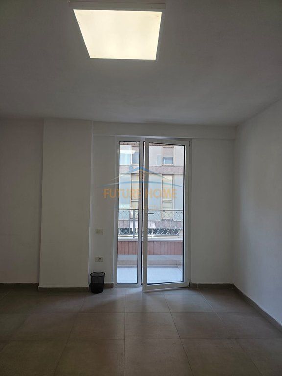 Rent, Office space, near RTSH, Tirana.