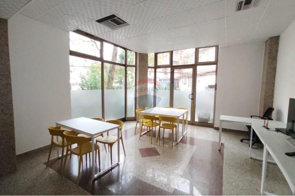 Ufficio - In Affitto - Via Sulejman Delvina, Tirana