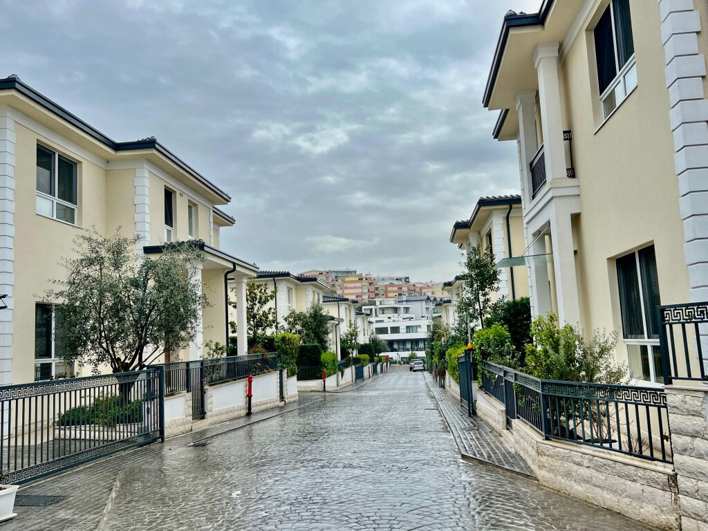 VILE PREMIUM INDIVIDUALE me oborr , LIQENI I THATE