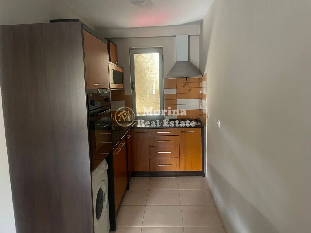 Rent | Apartment 1 + 1 | Brryli | 450 €/month