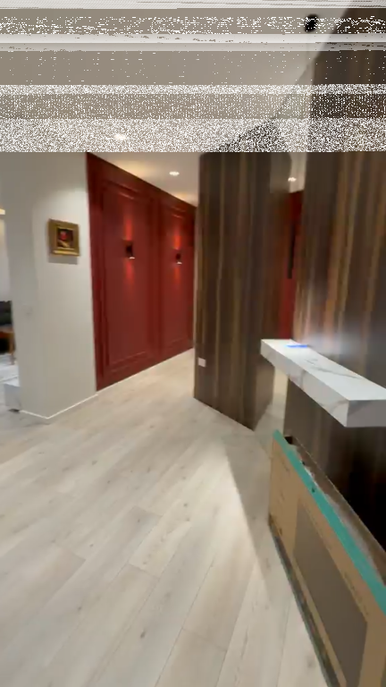 Apartment 1+1, Astir!