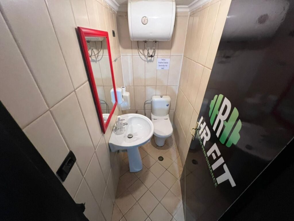 AFFITTO, UFFICIO MODERNO, 120m2, BLLOKU