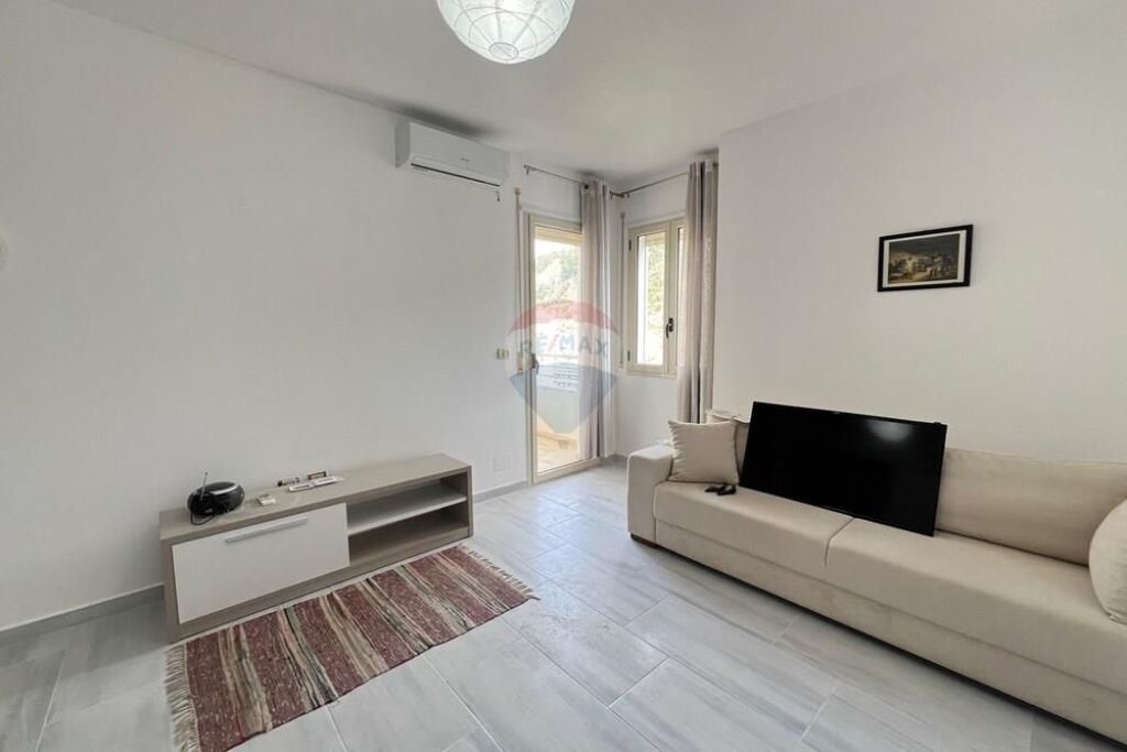 🏡 Garsoniere – Për Shitje | Lungomare, Vlorë