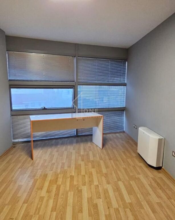 Zogi zi , business premises for rent