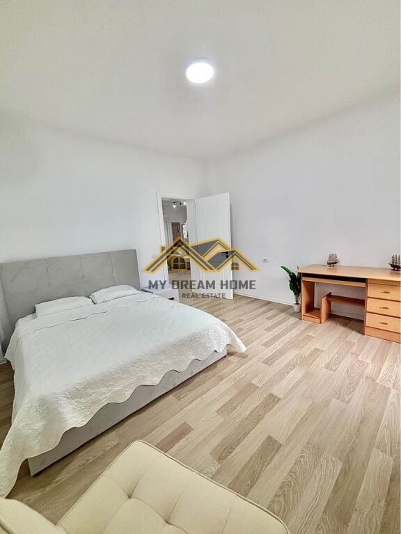 VILLA FOR SALE IN GOLEM