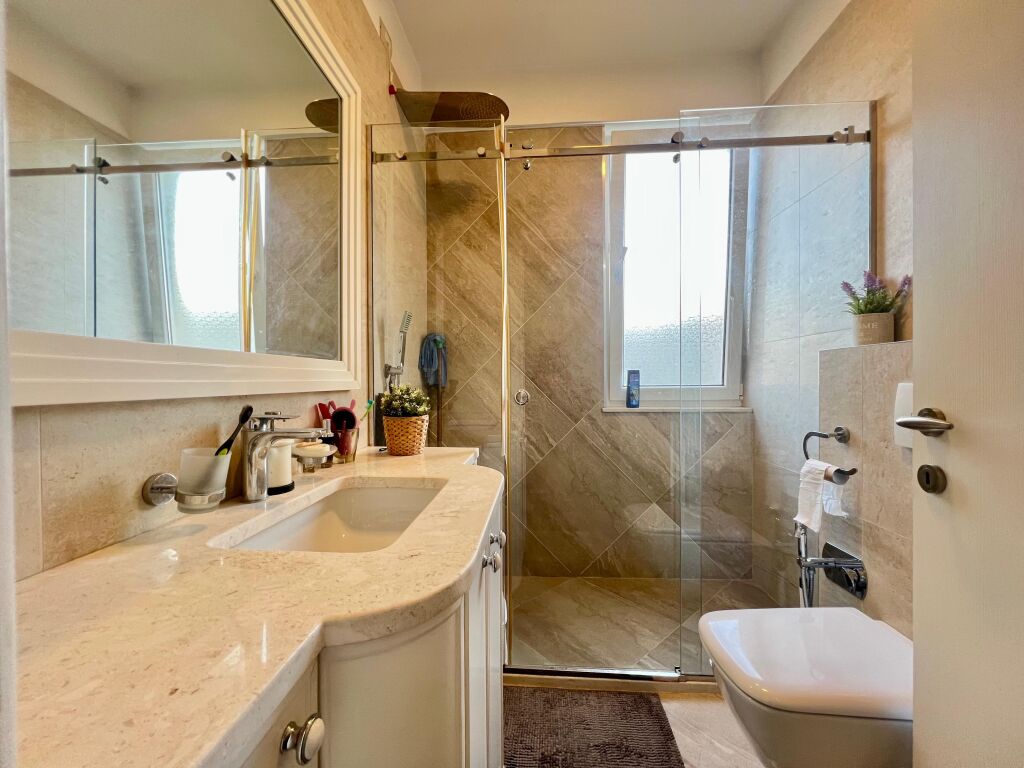 APPARTAMENTO IN AFFITTO 2+1+2 con 2 posti auto, LAGO ASCIUTTO