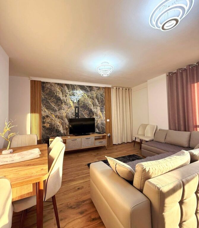 Esclusivo VIA 5 MAJI Vendiamo super appartamento! 1+1