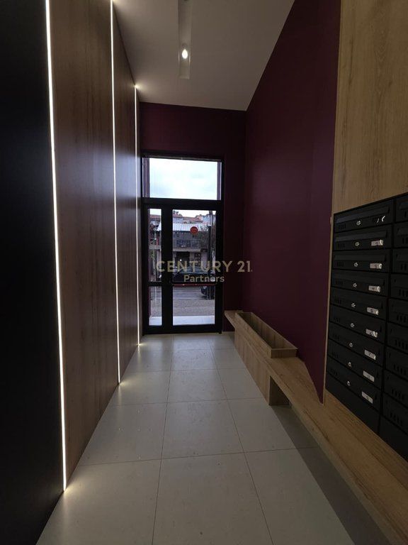 OKAZION - SHESIM APARTAMENT 2+1+2 – KOMUNA E PARISIT PRANE BAR "OSLO"  280,000€