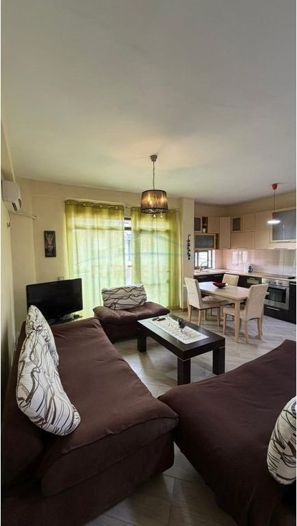 Qera, Apartament 1+1, Fresk, Tiranë.