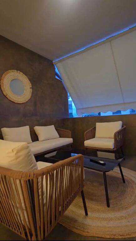 🏡 2+1 Apartment with Veranda for Sale – Former Exhibition